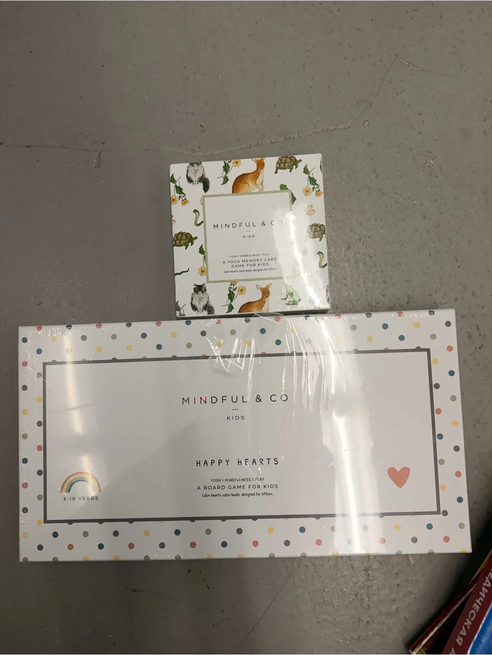 MINDFUL&CO Kids Happy Hearts BOARD Game - White Polka Dot YOGA MEMORY CARSS